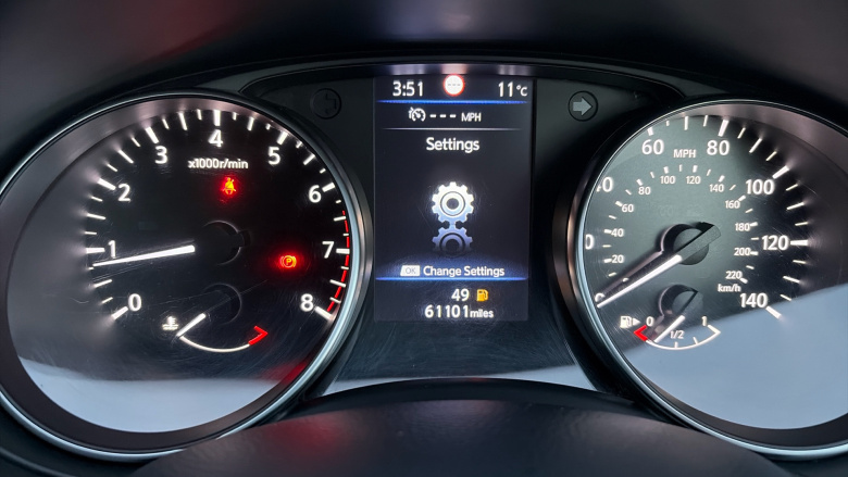 Nissan Qashqai 1.3 DiG-T Acenta Premium 5dr Petrol Hatchback